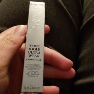 Lancome Teint Idole ultra wear CamouflageConcealer